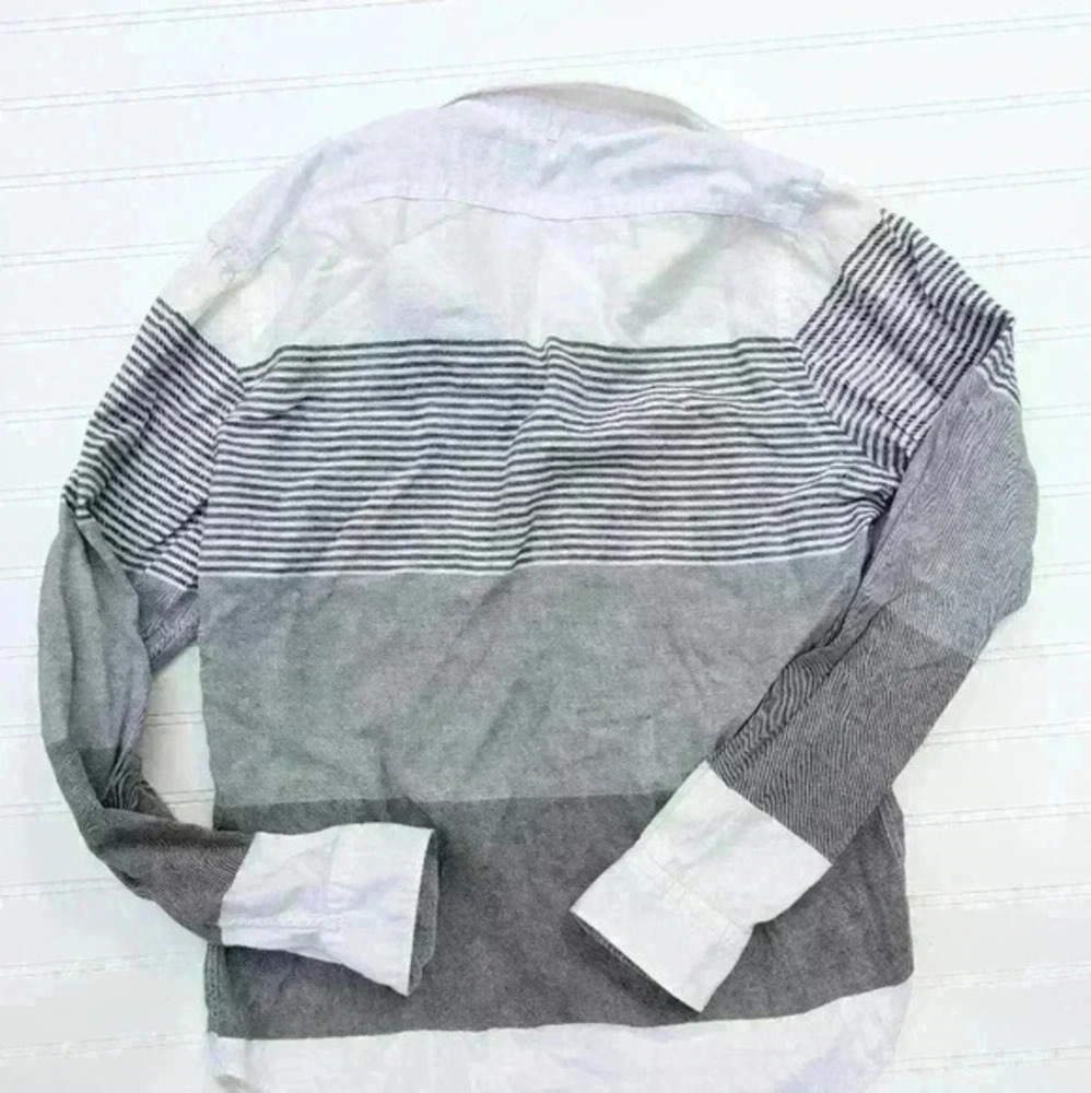 Express Gray/White Flannel Snap-Front Shirt - Picture 2 of 5
